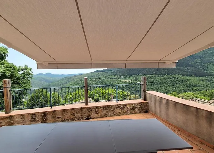 Belle Maison Cevenole, Terrasse, Vue Panoramique Dom wakacyjny Saint-Romans-de Codière